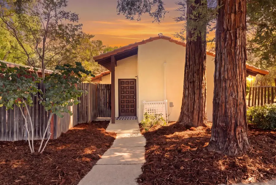 2542 Overhill Lane, Davis, CA 95616 - #3