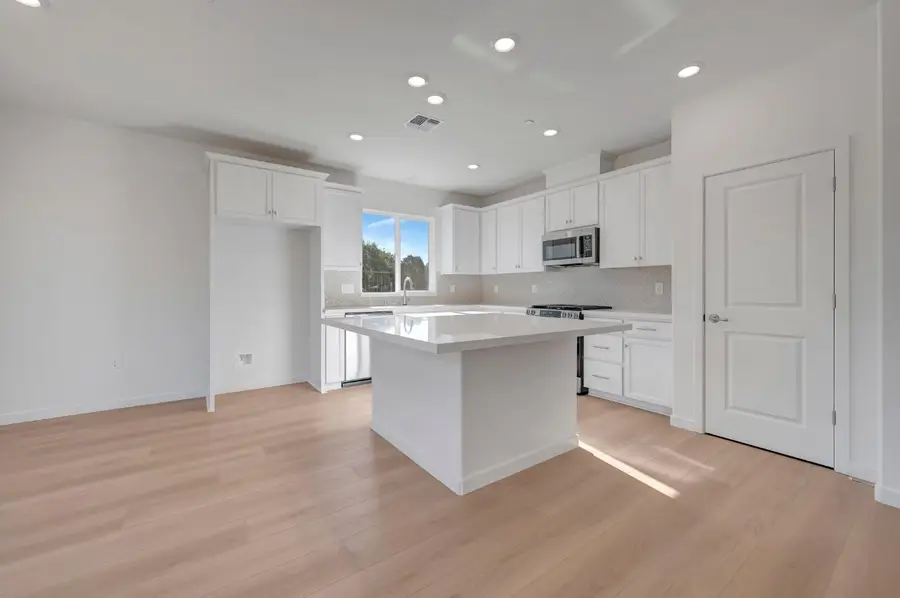 472 Paine Court, Lincoln, CA 95648 - #2