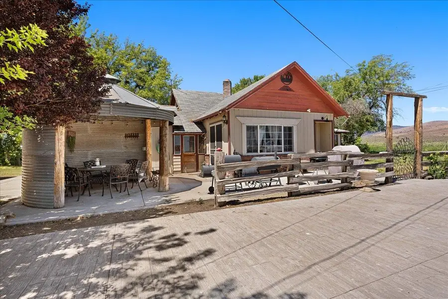 708 Center Road, Susanville, CA 96130 - #2