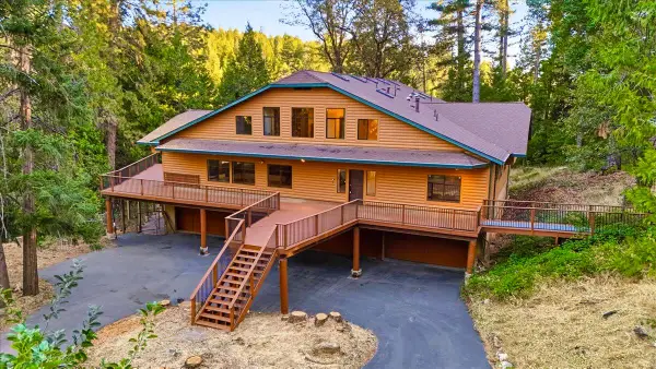 14855 Red Dog Road, Nevada City, CA 95959