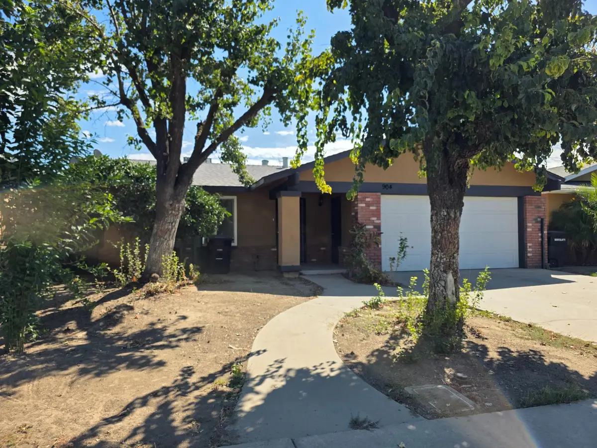 904 Pine Tree Lane, Modesto, CA 95351 - #1