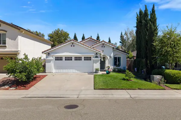 3418 Sweet Pea Way, Sacramento, CA 95833