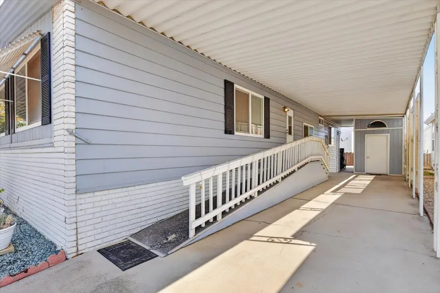 3808 Maui Terrace, Modesto, CA 95355 - #3