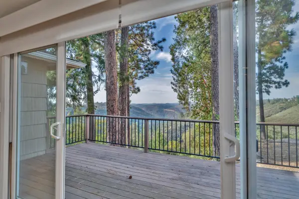 921 Oak Terrace Road, Placerville, CA 95667