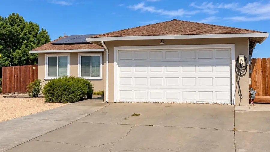 589 San Gabriel Court, Manteca, CA 95336 - #2