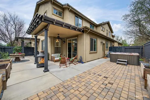7102 Orchard Circle, Penryn, CA 95663