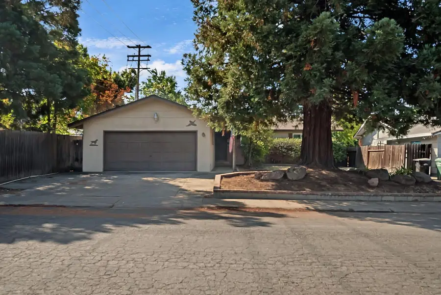 9200 Condesa Drive, Sacramento, CA 95826 - #2