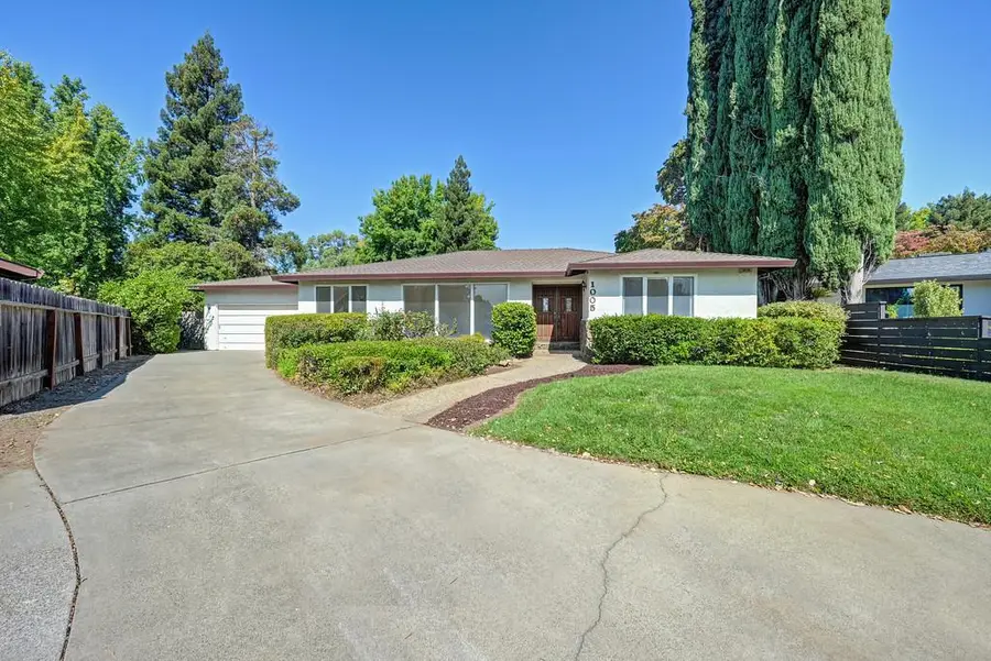 1005 Friars Court, Carmichael, CA 95608 - #2