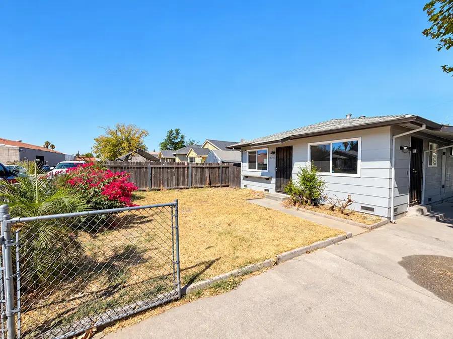 3241 24th Avenue, Sacramento, CA 95820 - #2
