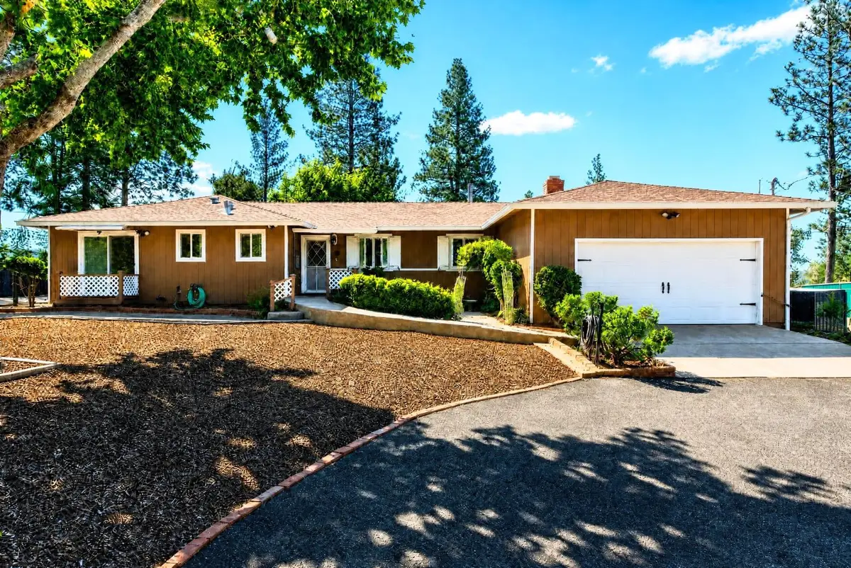 633 N Circle Drive, Diamond Springs, CA 95619 - #1
