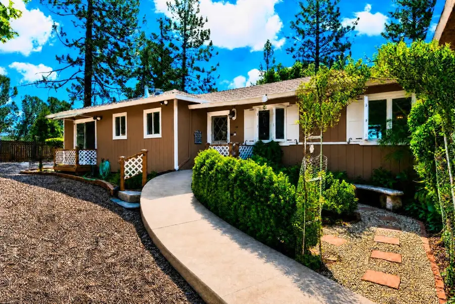633 N Circle Drive, Diamond Springs, CA 95619 - #3