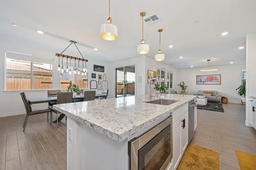 4121 Trinity Alps Way, Roseville, CA 95747 - #3