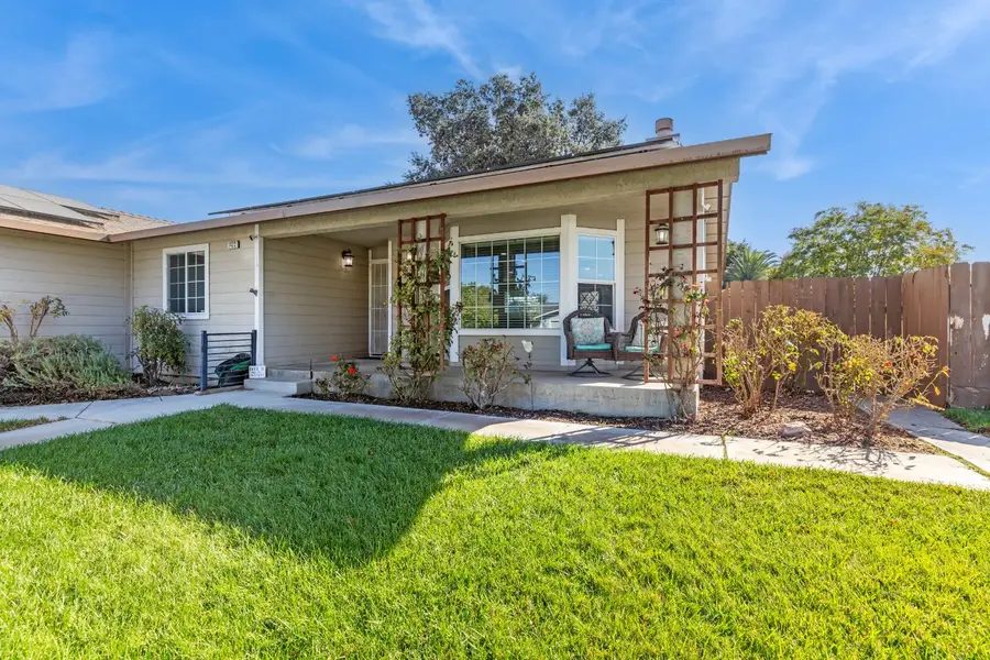 1422 Silva Avenue, Newman, CA 95360 - #2