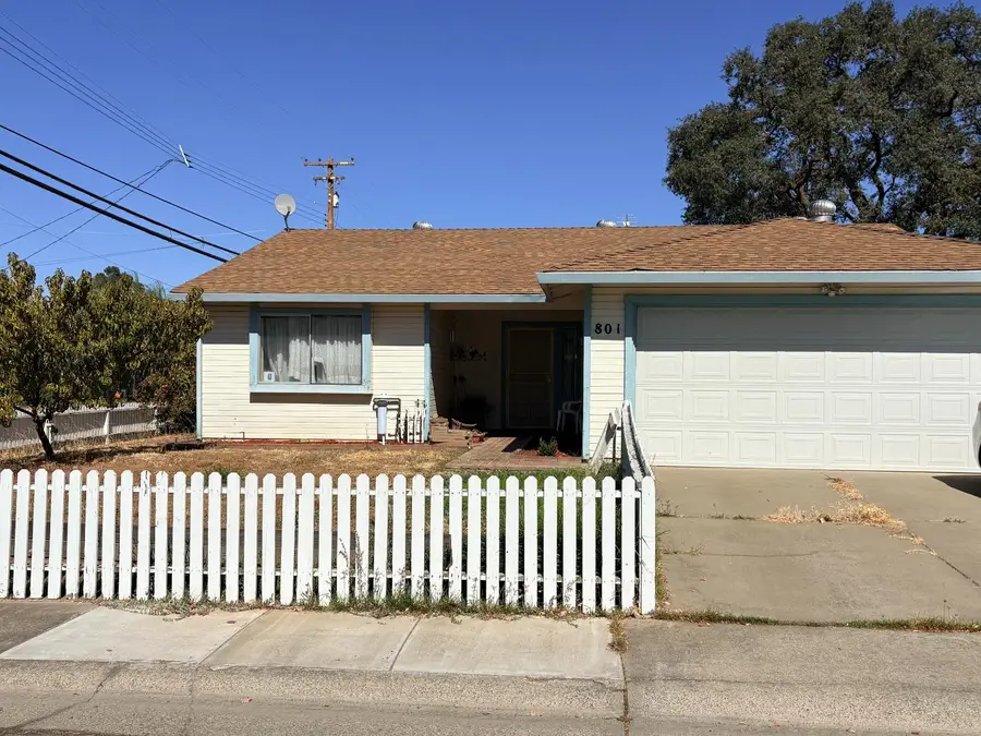 801 Sun Ray Court, Rio Linda, CA 95673 - #2