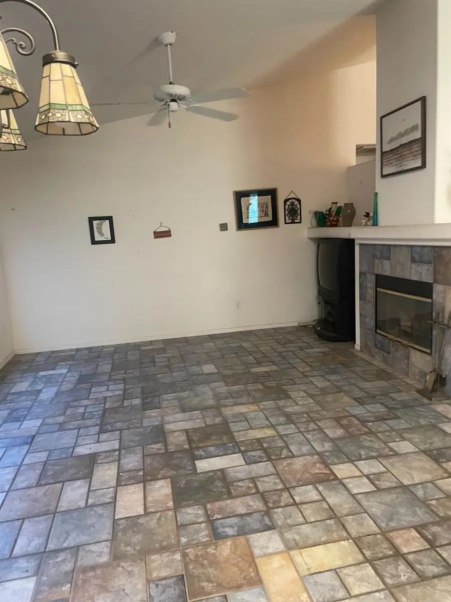 2339 Nisperos, Stockton, CA 95206 - #3