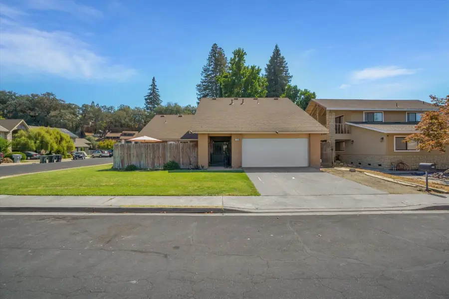 1149 River Bluff Drive, Oakdale, CA 95361 - #2