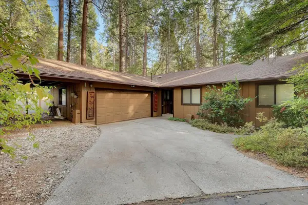 13361 Red Dog Road, Nevada City, CA 95959