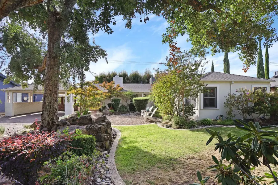 129 S Fairmont Avenue, Lodi, CA 95240 - #2