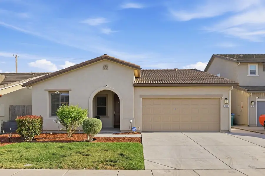 910 E Fargo Street, Stockton, CA 95204 - #2