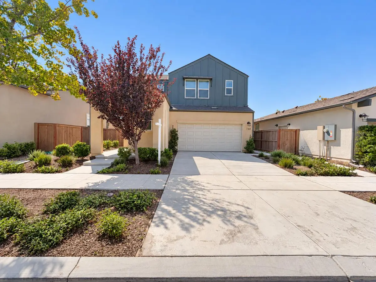 738 Katelyn Ave, Madera, CA 93636 - #1