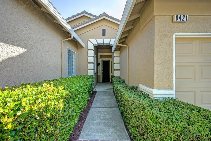 9421 Lakepoint Drive, Elk Grove, CA 95758 - #2