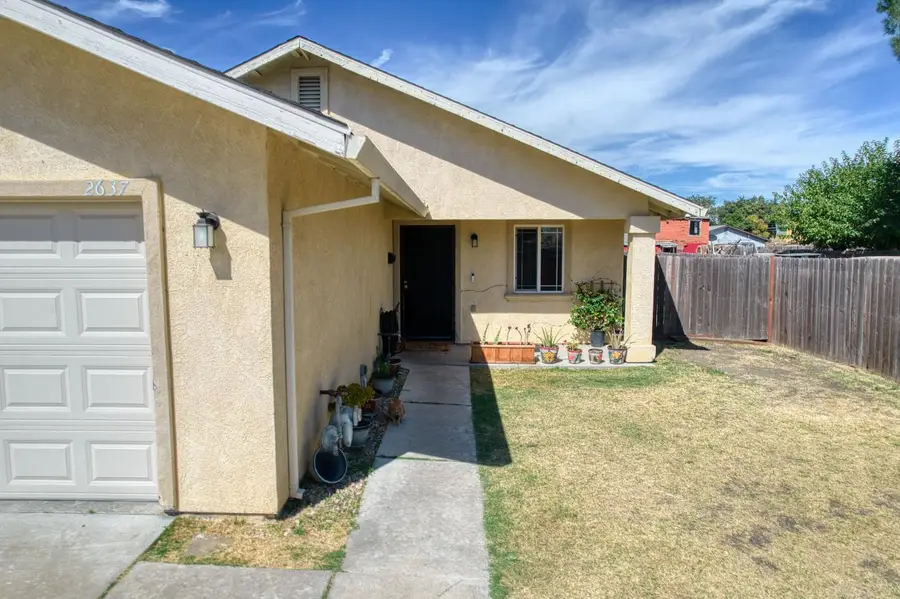 2637 W Acacia, Stockton, CA 95203 - #3