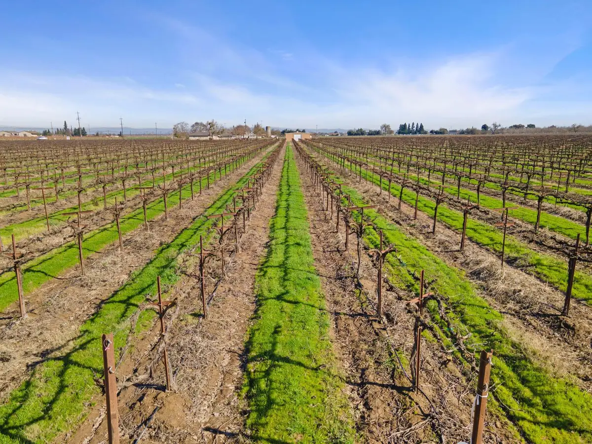 10400 E Harney Lane, Lodi, CA 95240 - #1