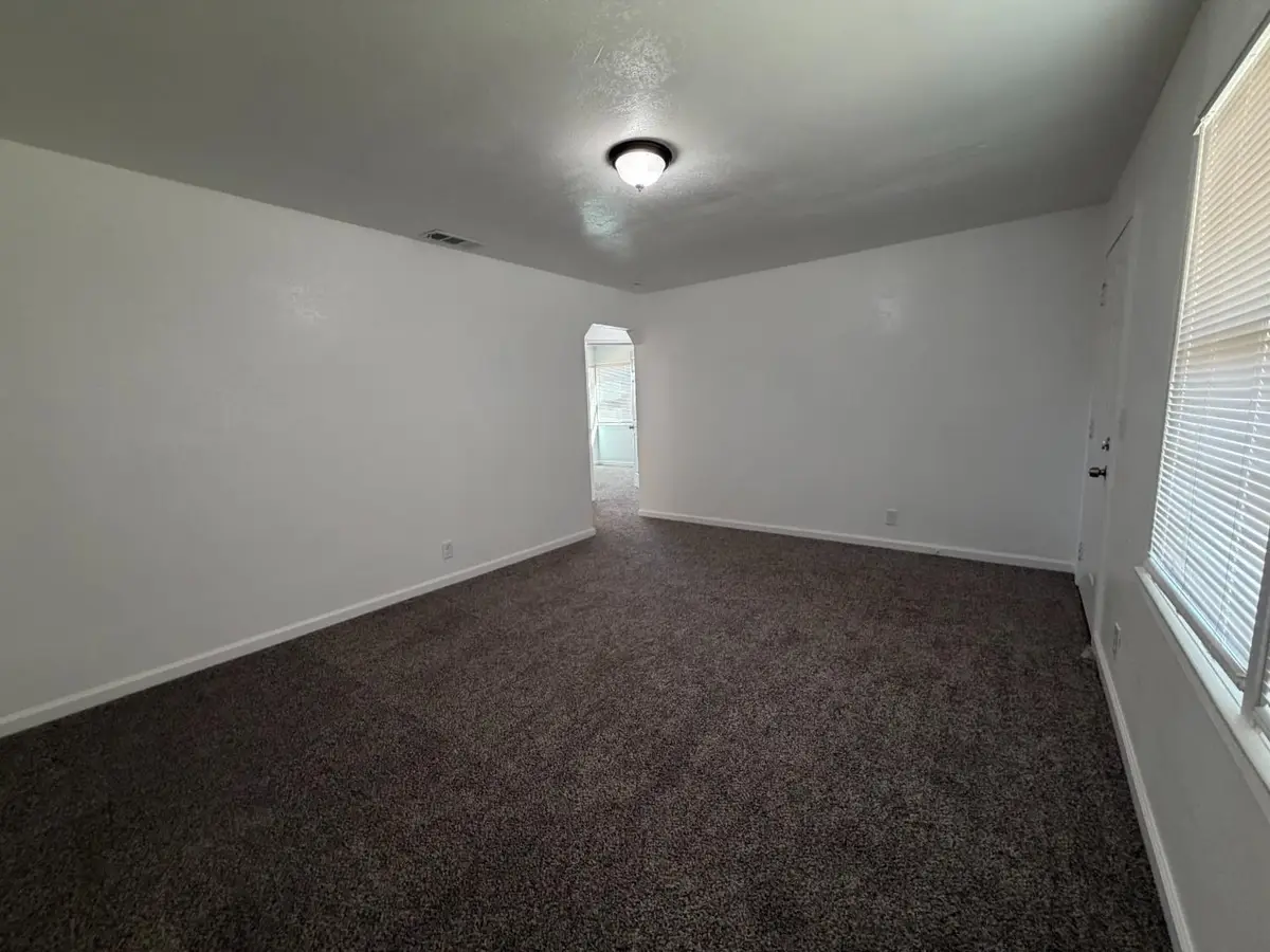 1319 Cannon Street, Sacramento, CA 95815 - #1