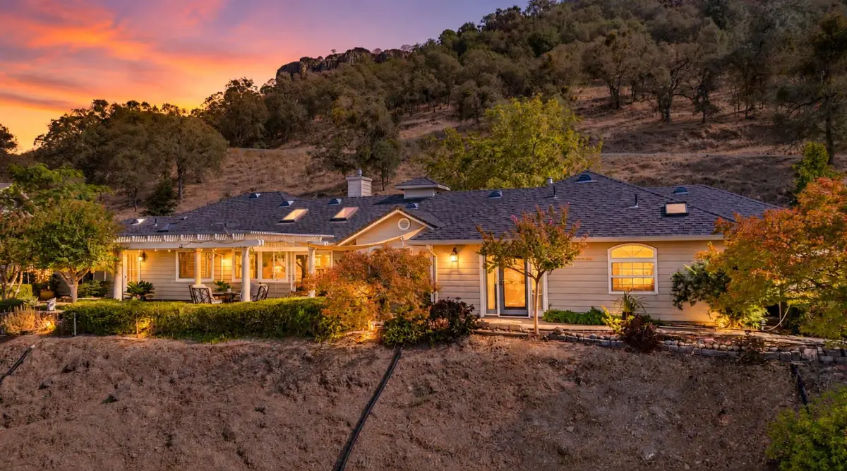 14757 Holman Mountain Rd, Jamestown, CA 95327 - #1