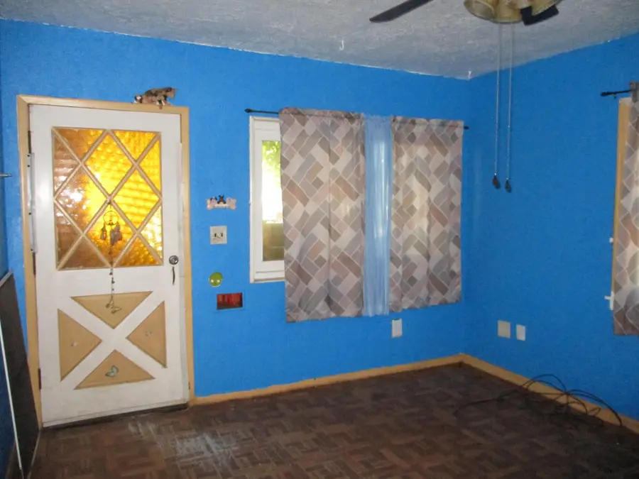 724 S School Street, Lodi, CA 95240 - #3