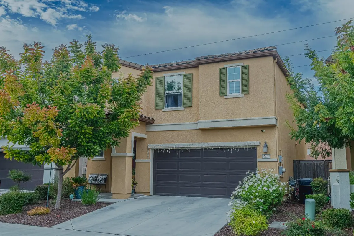 249 Bywell Bridge Circle, Sacramento, CA 95823 - #1