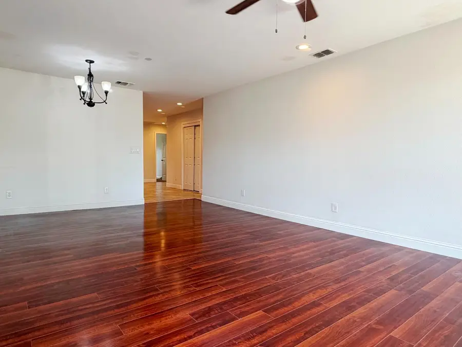 5927 Lemon Park Way, Sacramento, CA 95824 - #3