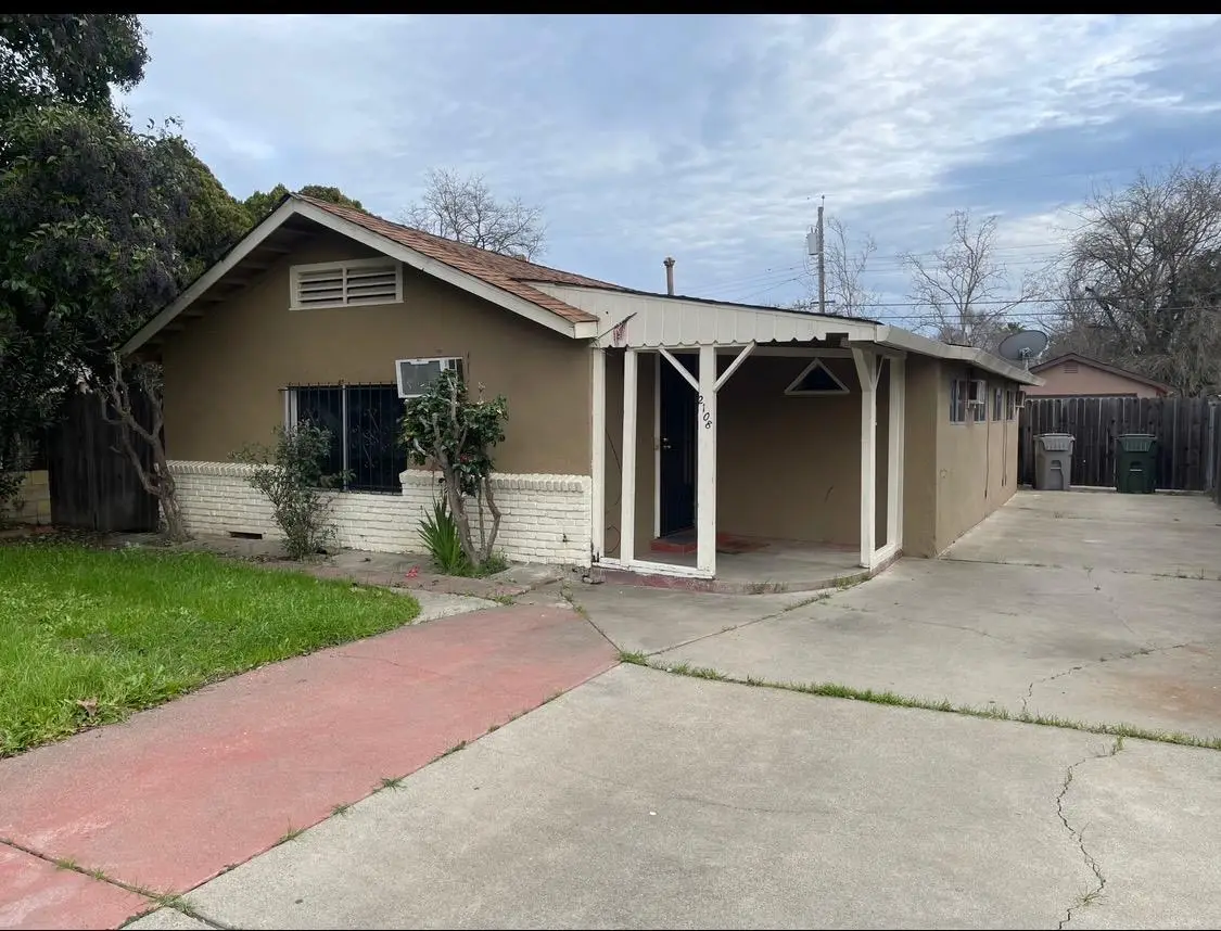 2108 15th Avenue, Sacramento, CA 95822 - #1