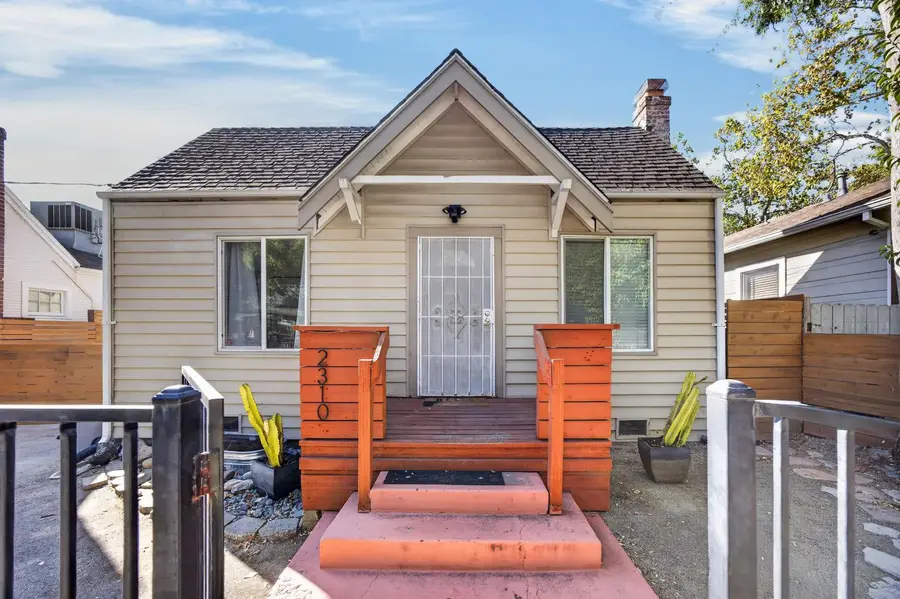 2310 32nd Street, Sacramento, CA 95817 - #2
