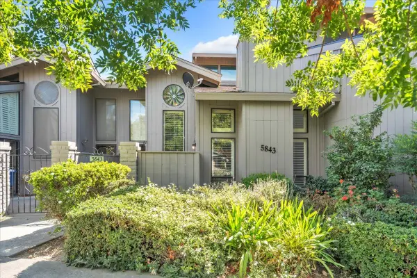 5843 Gloria Drive, Sacramento, CA 95822