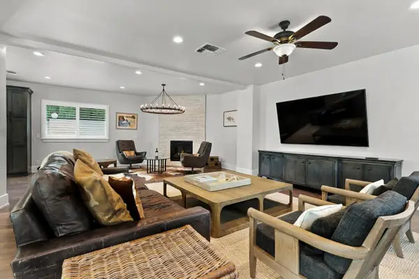 1711 Maple Glen Road, Sacramento, CA 95864