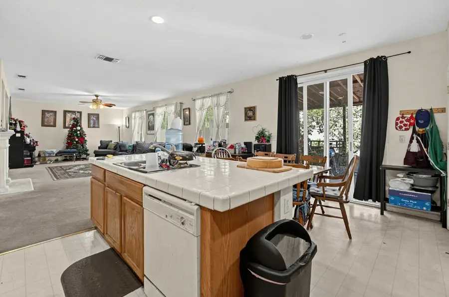 8865 Skipjack Way, Sacramento, CA 95828 - #2