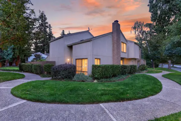 2279 Swarthmore Drive, Sacramento, CA 95825