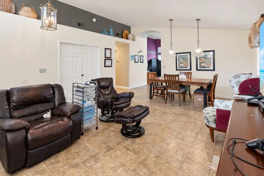 7158 Clearbrook Way, Sacramento, CA 95823 - #3