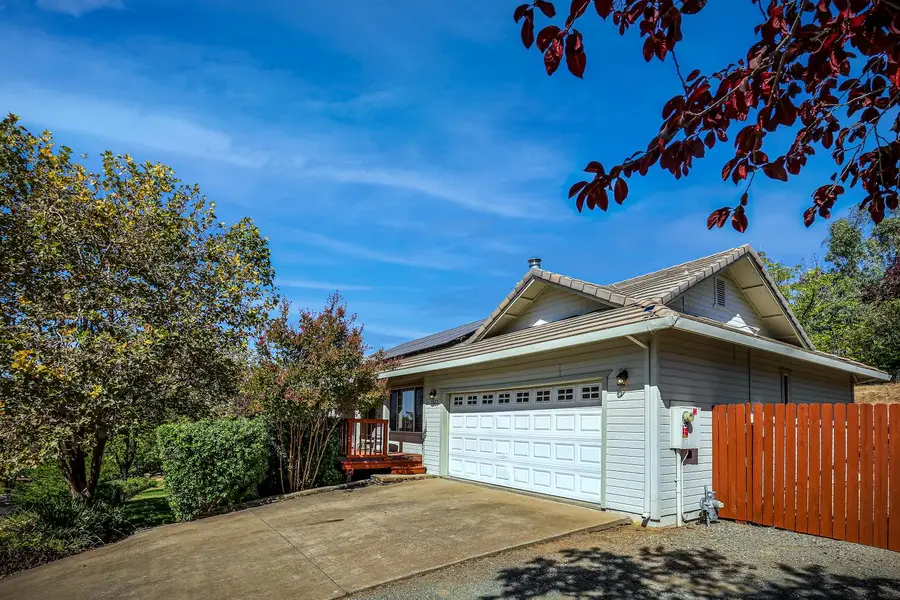 2893 Stagecoach Drive, Valley Springs, CA 95252 - #3
