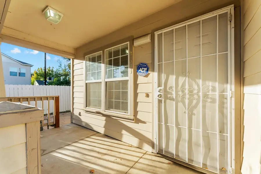 3611 23rd Avenue, Sacramento, CA 95820 - #3