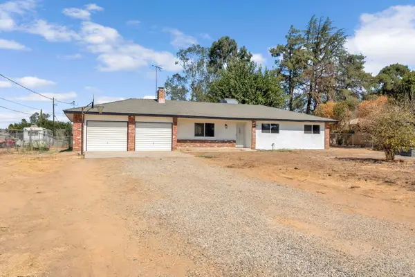 18807 Smithwood Drive, Madera, CA 93638
