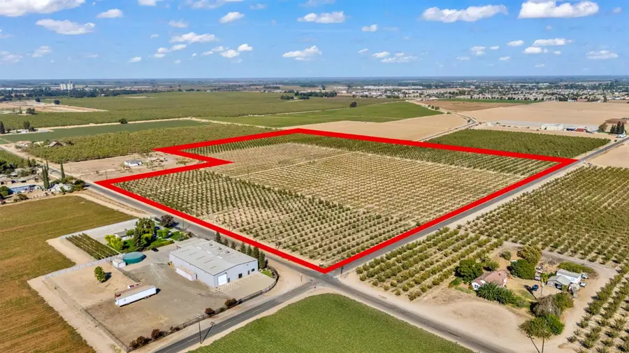 0 14806 Peach Avenue, Livingston, CA 95334 - #3