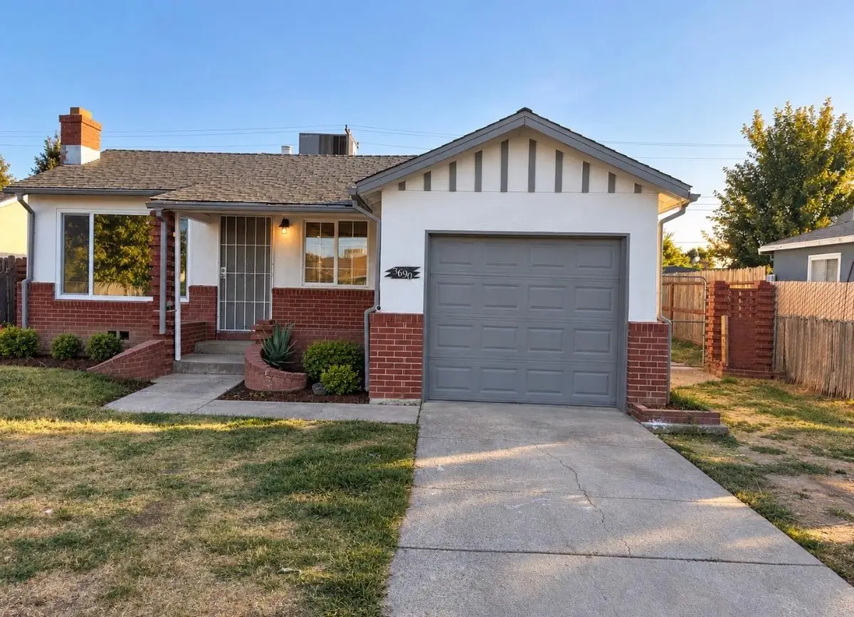 3690 Mcclellan Drive, North Highlands, CA 95660 - #1