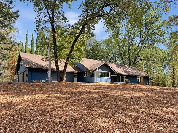 27466 Table Meadow Road, Auburn, CA 95602
