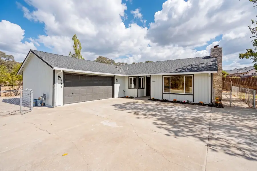 2537 Holmquist Lane, Valley Springs, CA 95252 - #2