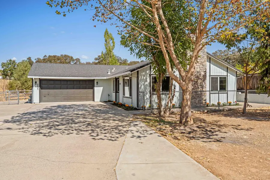2537 Holmquist Lane, Valley Springs, CA 95252 - #3