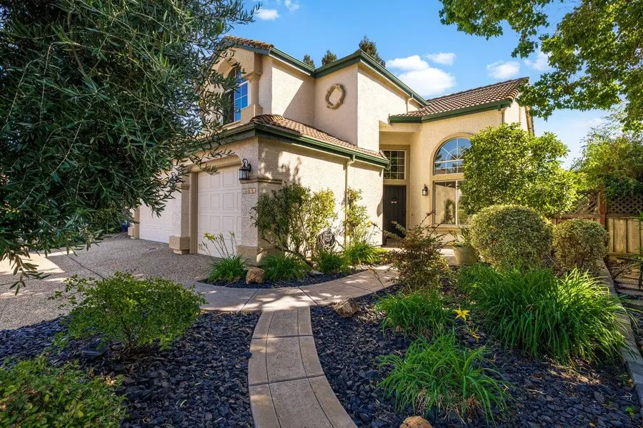 9021 Old Creek Drive, Elk Grove, CA 95758 - #2