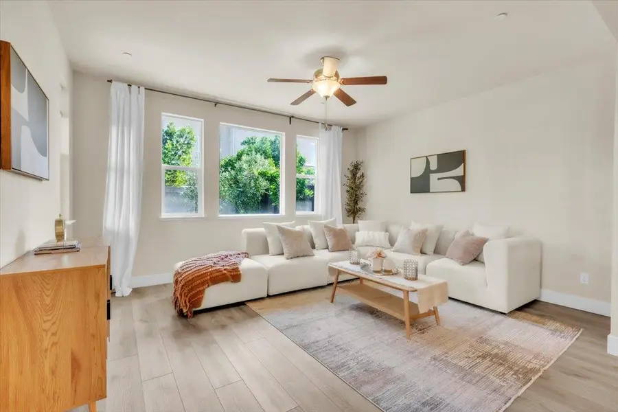 8769 Donson Way, Elk Grove, CA 95758 - #3