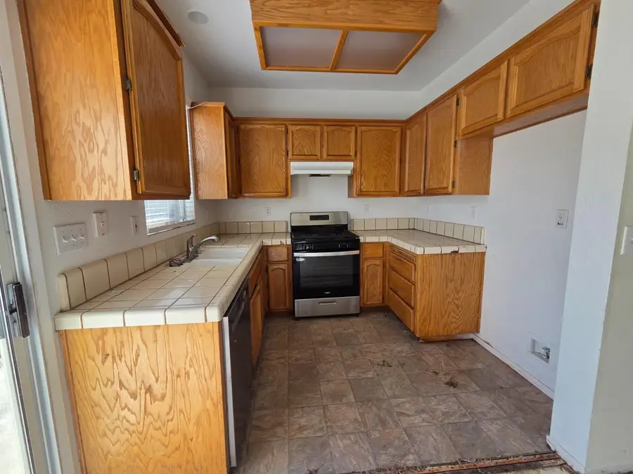 9198 Sunfire Way, Sacramento, CA 95826 - #3